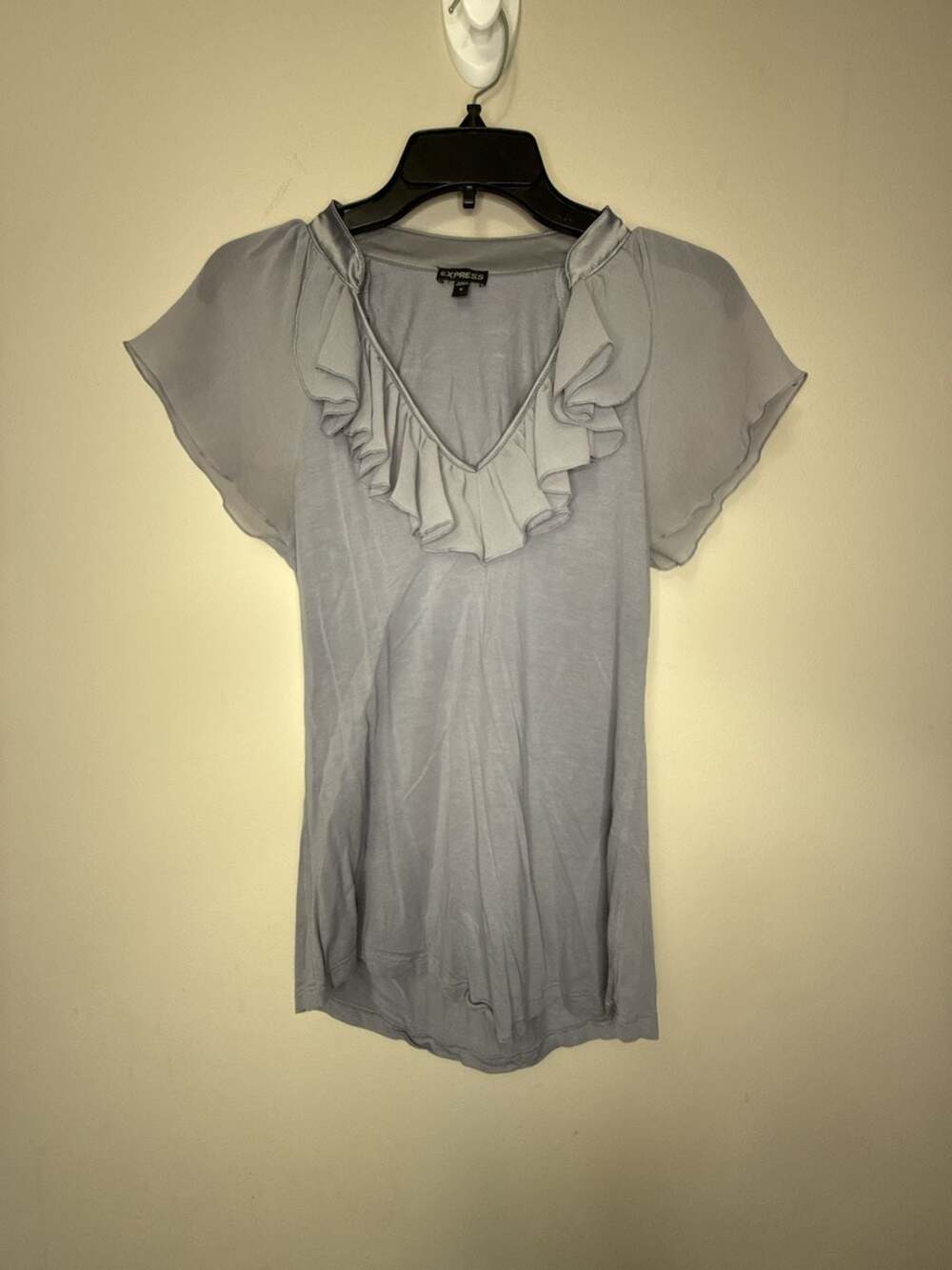 Express Women's Gray Ruffle Trim V-Neck Short Sleeve Top Size S